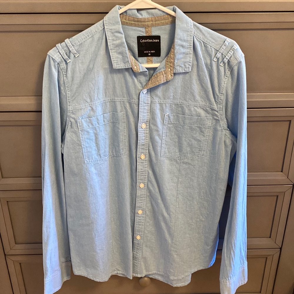 Calvin Klein Mens medium casual button down